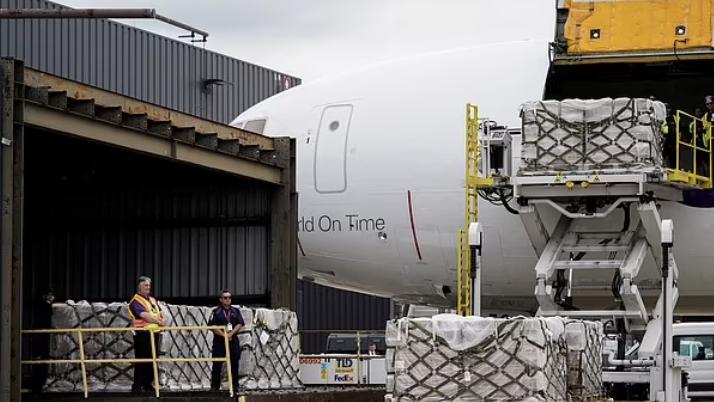 美国婴儿奶粉缺货率升至70%,目前美国婴儿配方奶粉短缺的状况