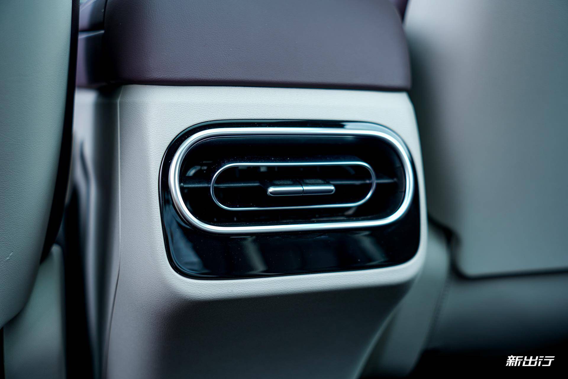 15万的中型SUV体验如何?静态实拍零跑23款C11