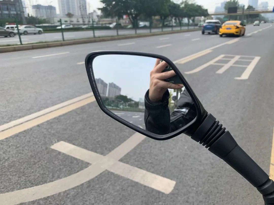 豪爵虎鲨vx125真实测评,豪爵虎鲨vx125和铃木ue125买哪个好