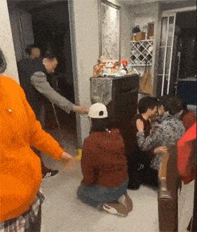 男子掌掴幼童事件判几年,男子上门掌掴幼童律师谈构成何罪