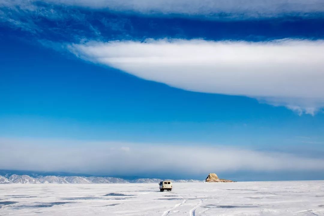 贝加尔湖翡翠位置,贝加尔湖畔翡翠宝石