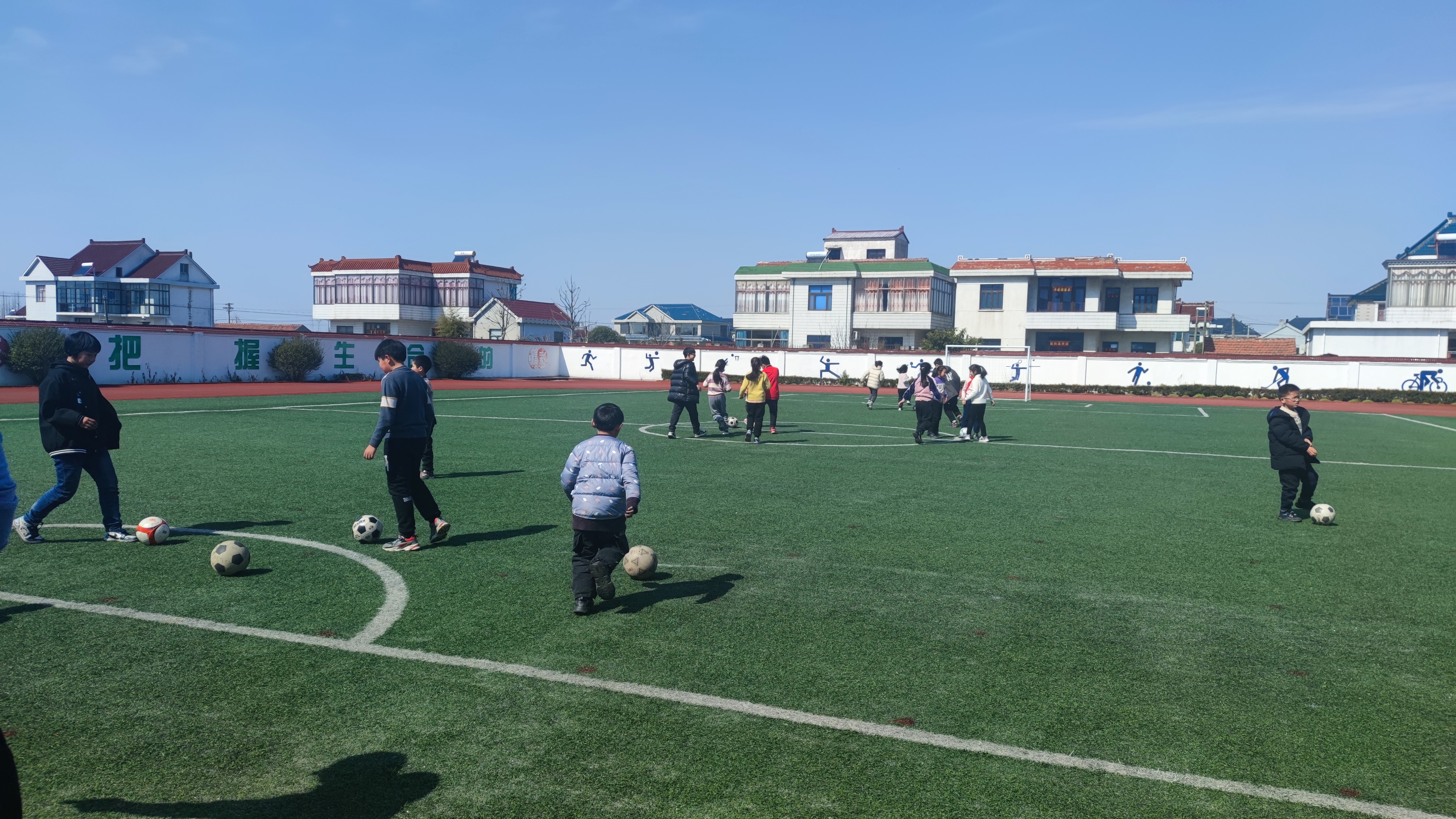 学校乡村少年宫活动开展简报,镇中心小学少年宫活动