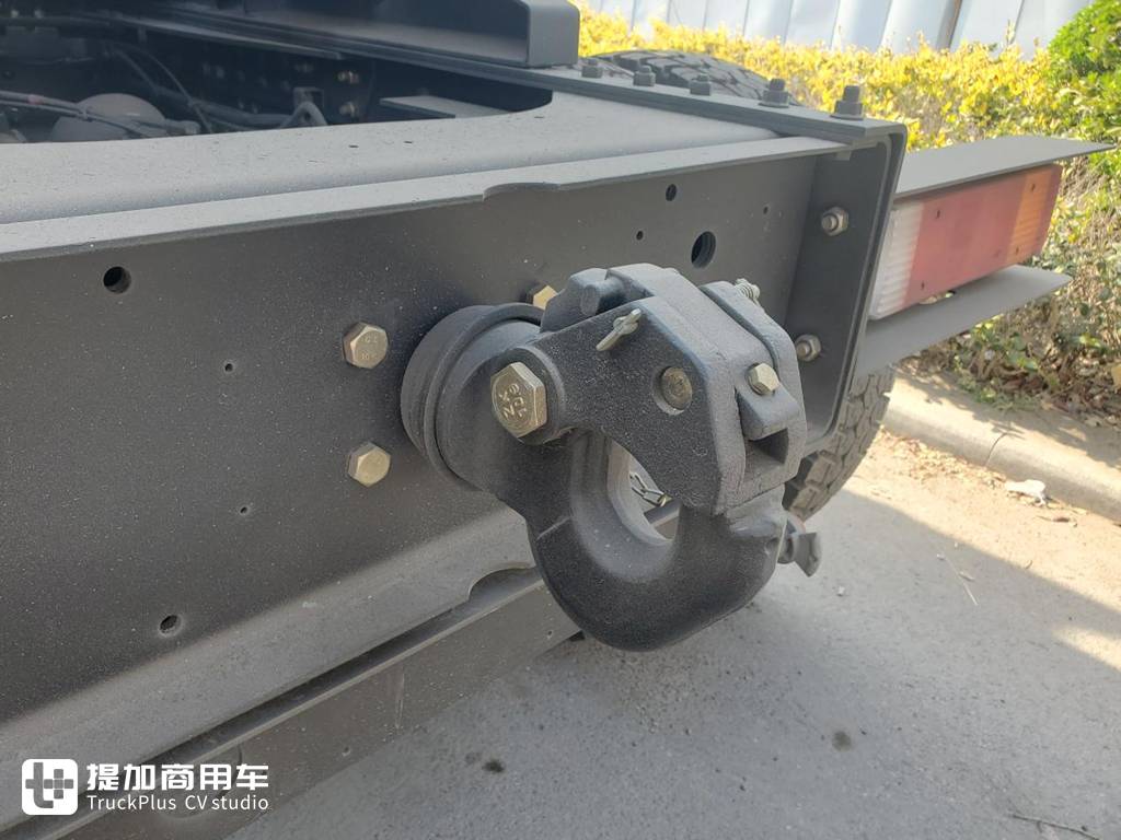 陕汽后八轮载货车,陕汽德龙后八轮挂车