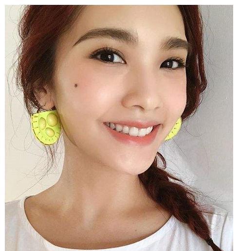 刘流是赵本山徒弟吗,刘流和李金斗同台