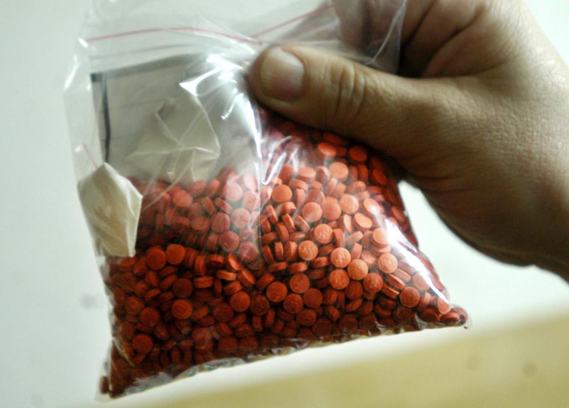 这家公司制造的神药*局骗**，曾毒害无数家庭，差点毁掉一个国家