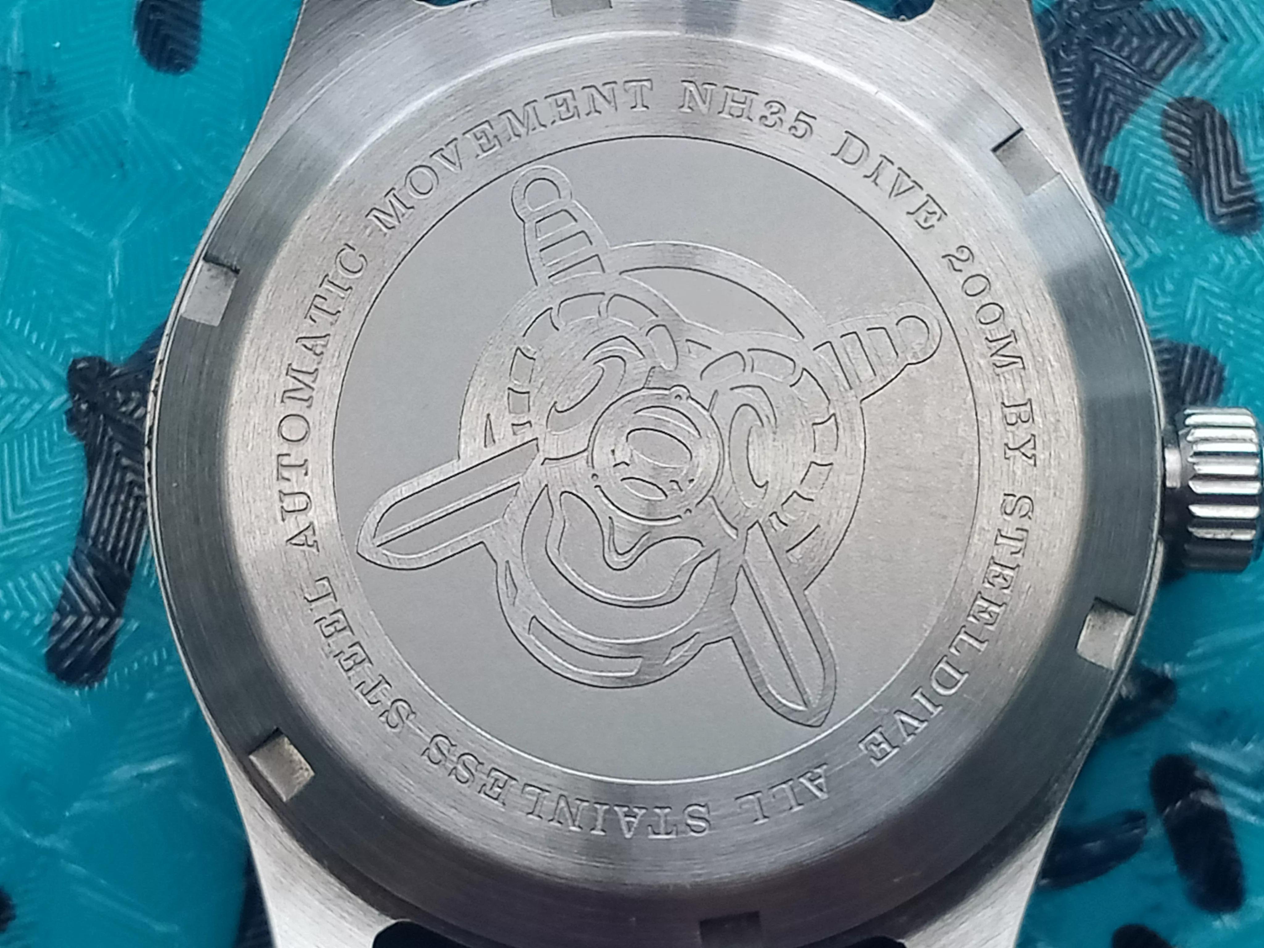 上海手表nh35怎么样,nh35与8200哪个好