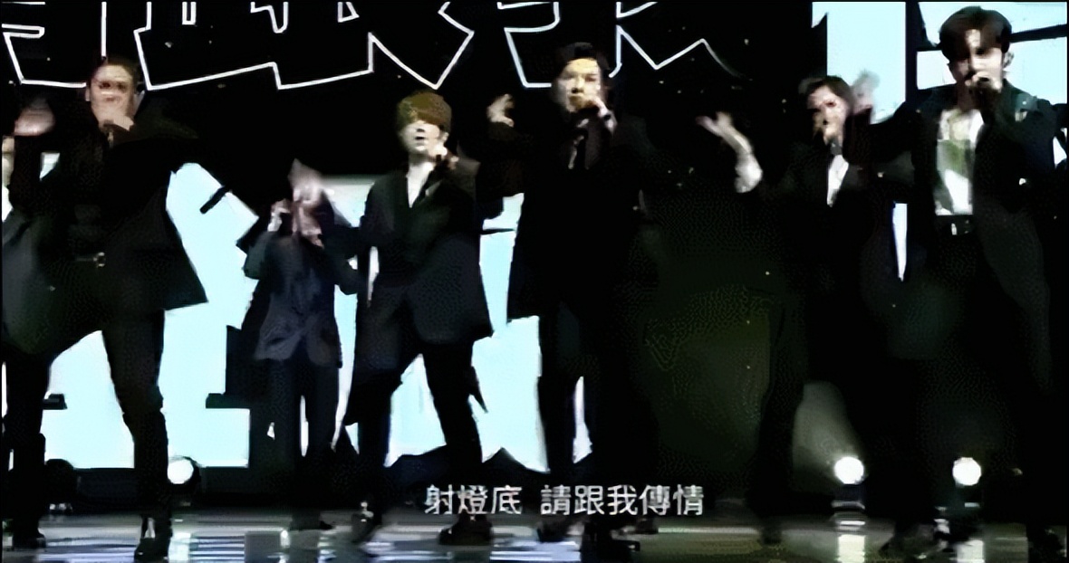 都红成顶流了，怎么一个赛一个丑？