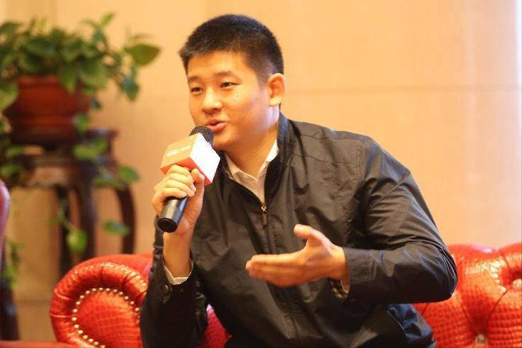 万能充发明者陈天晗现状如何了,发明万能充的陈天晗赚了多少钱