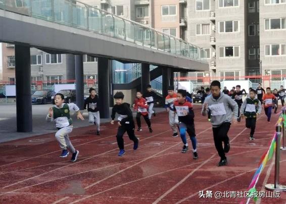 冰雪运动走进津门中小学,冰雪运动进课堂乐享健康迎冬奥