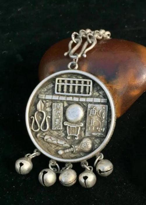 西安女子报团观光九寨沟，回到家之后发现，包里有个“百眼筛”