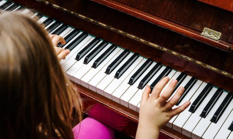 16岁女孩懒得考清华北大,懒到家的孩子