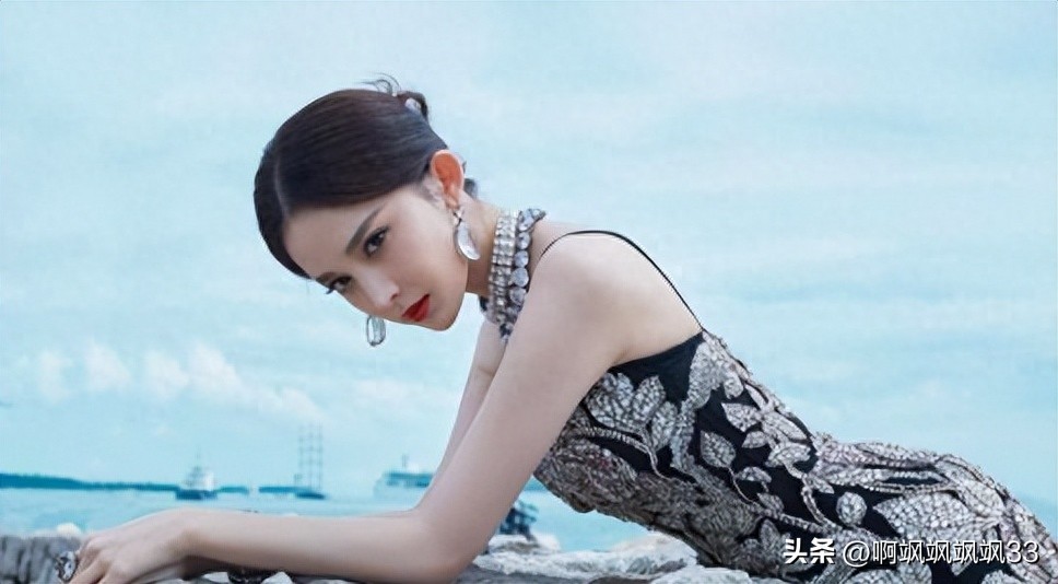 现在女星玩“诱惑”毫无下限！