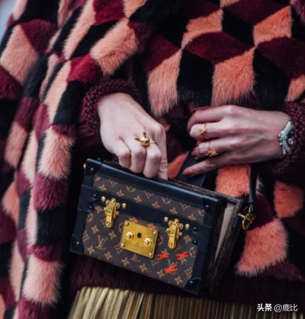 买包要买经典款,买包经典款