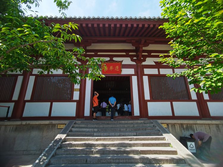 华清池温泉源头,天下第一泉华清池