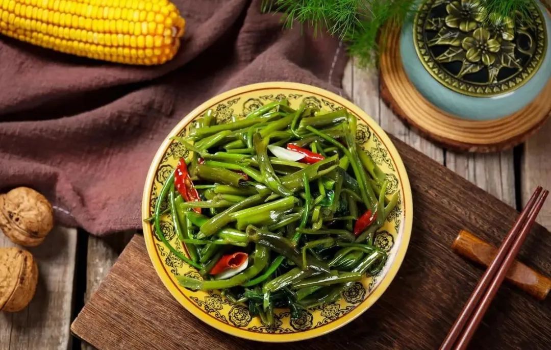 现摘现卖6元一斤,3元一斤大量上市菜