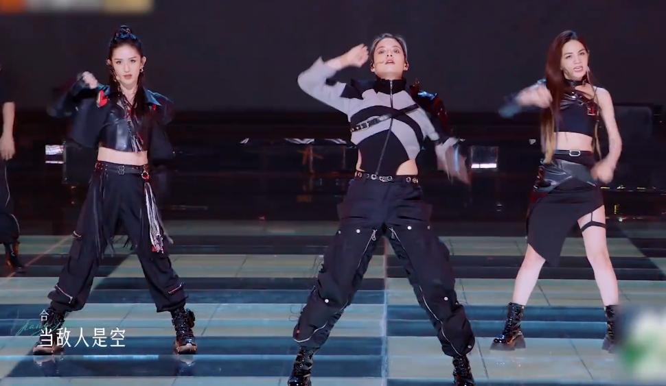 乘风配乐版,乘风舞美效果