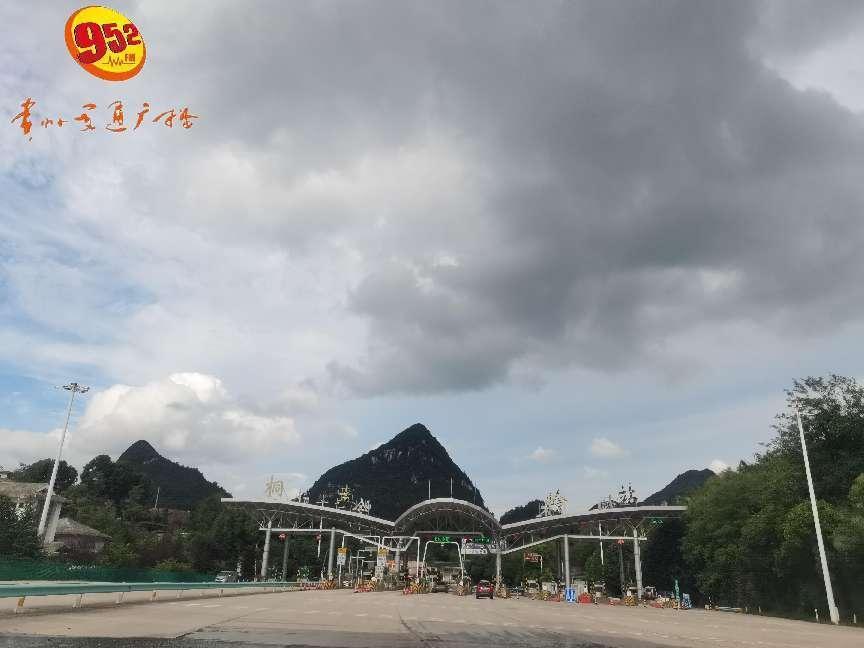 惊险刺激户外游玩,惊险刺激的户外冒险