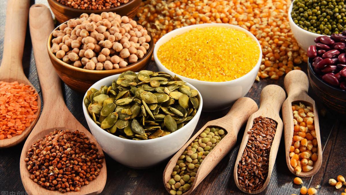 手腕骨折与桡骨远端骨折哪样严重,老年人手桡骨骨折多久能恢复