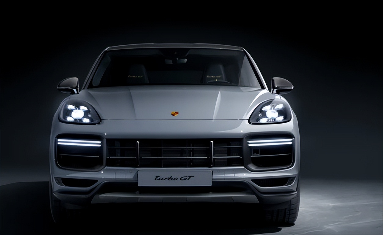 全新“卡宴GT”首次曝光，运动感爆棚，四驱+4.0T，爆发641马力