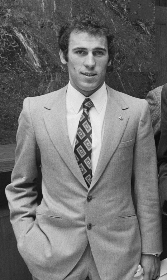 历史足球巨星前100名,70和80一代的足球巨星