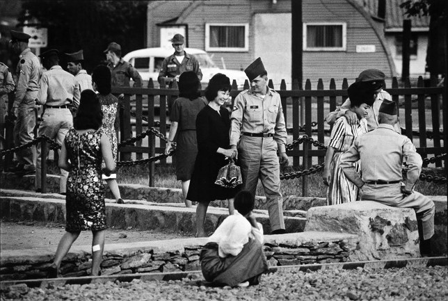 韩国色情行业发展史,多年扫黄却越扫越黄,女星成为财阀手中玩物