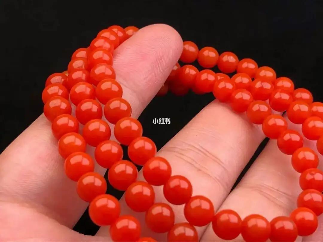 说南红玛瑙是“破石头”的点进来，1800字告诉你什么是南红玛瑙！