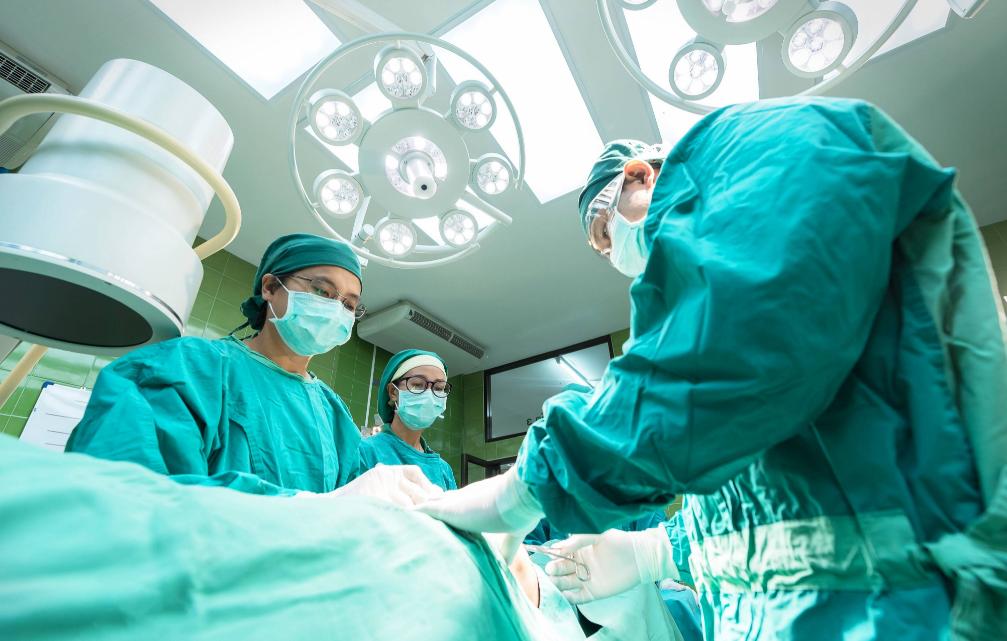 外阴肥大有危害吗,女的外阴肥大怎么回事