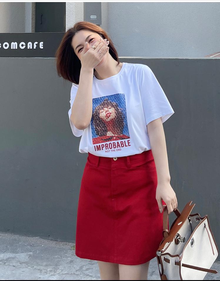 四十多岁人比较微胖穿流行女装,今年最流行的衣服女装30-40岁微胖