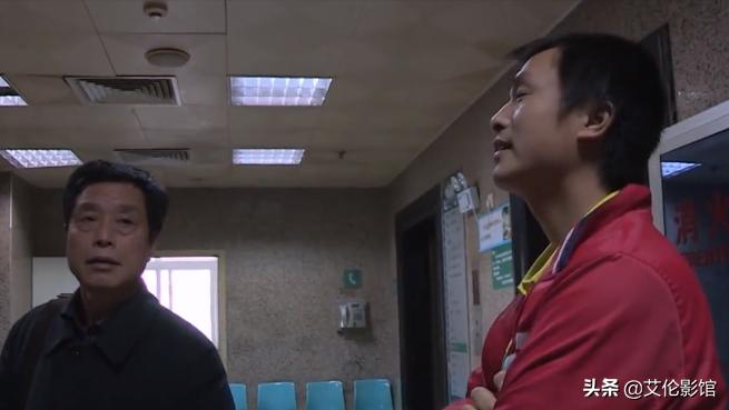 湖北36岁女子怀孕27周羊水破了，医生判定宝宝救不活，女：保孩子