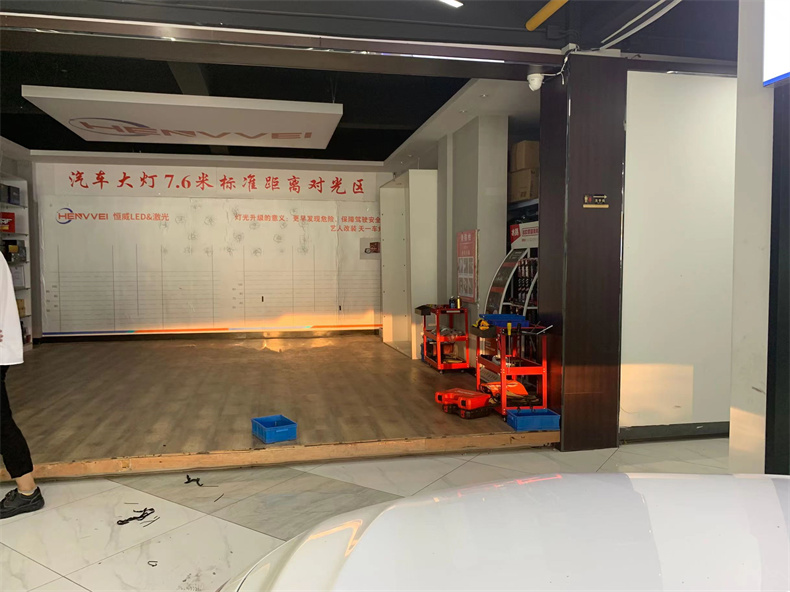 车灯太暗换灯泡有用吗,led车灯太暗换灯泡能解决吗