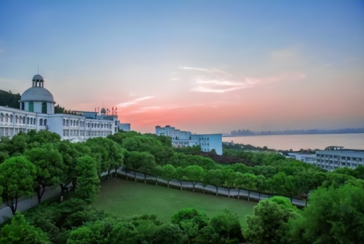 湖北省68所高校排名,最新湖北高校排名一览表