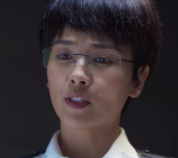 明明演技烂，还被硬捧成实力派，2023刚开年，这6位演员就露了馅