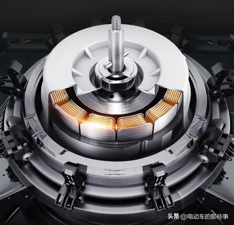 凤凰H6四轮电动车测评:自带雨棚,智能控速,适合60~80岁老年人