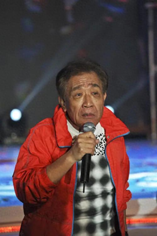 张帝结婚视频,男歌手张帝全家照片