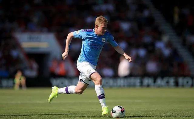 足坛防守反击第一人,足坛进攻最多的球员