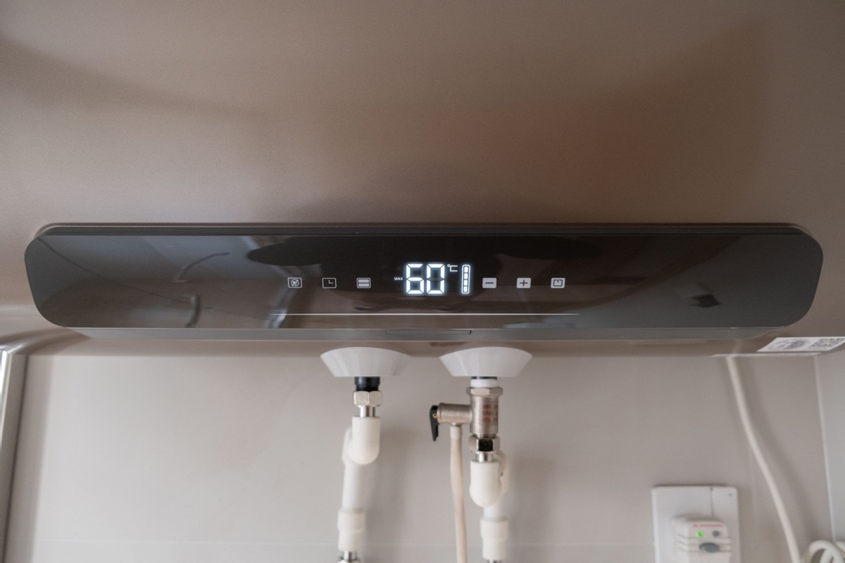 怎么选电热水器4个建议很实用,电热水器怎么选购不踩坑