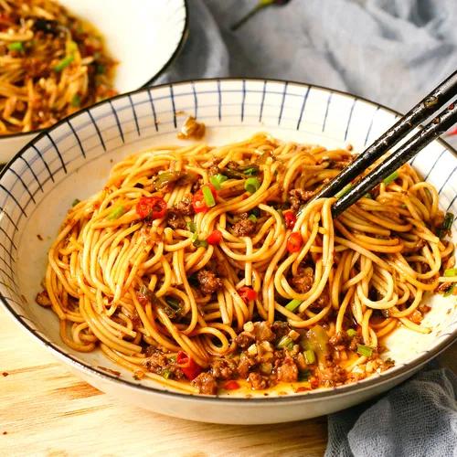 简单的一碗面很好吃,简单而又好吃的美食面