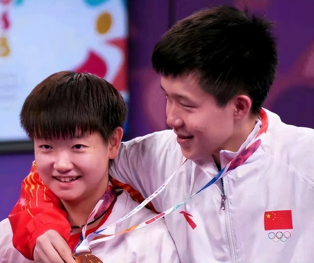 孙颖莎教练邱贻可评价孙颖莎,邱贻可孙颖莎初次见面