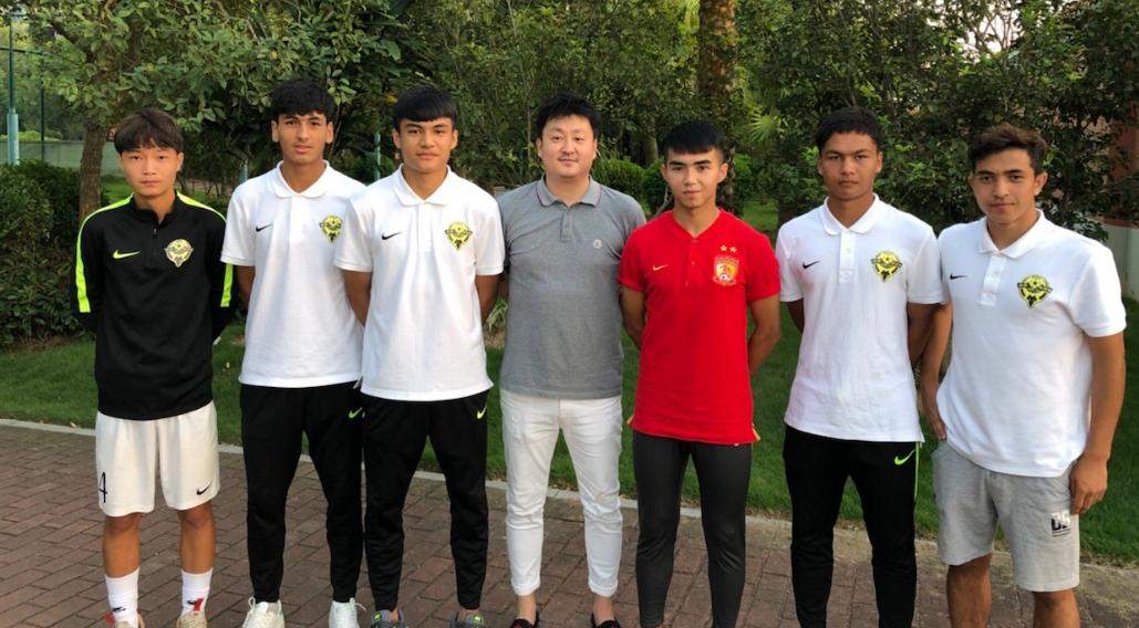 鏂扮枂瓒崇悆鏄庢槦闃垮竷鎷夋睏,鏂扮枂鐞冨憳闃垮竷鎷夋睏