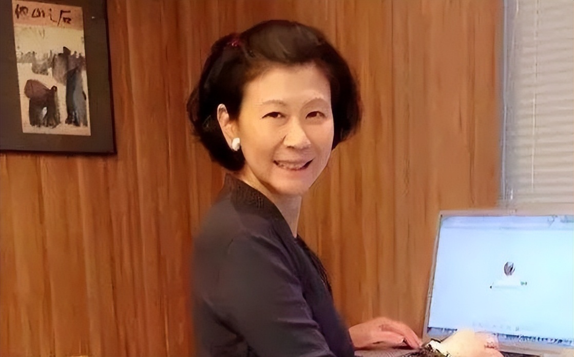 周凯旋跟了李嘉诚多少年,周凯旋凭什么被李嘉诚独宠29年