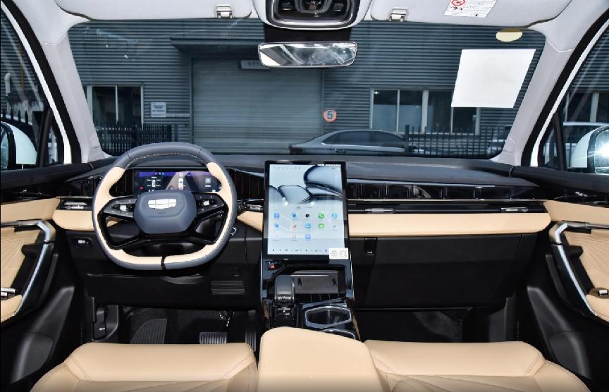 15万买大空间轿车首选这三款,25万预算选什么车看这三款就够了