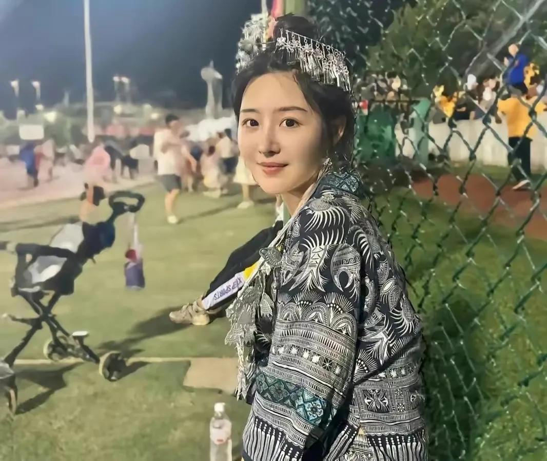 中国十大漂亮足球宝贝,中国最美足球宝贝