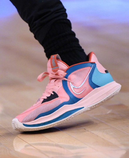 耐克lbj系列哪款好,耐克lbj全系列