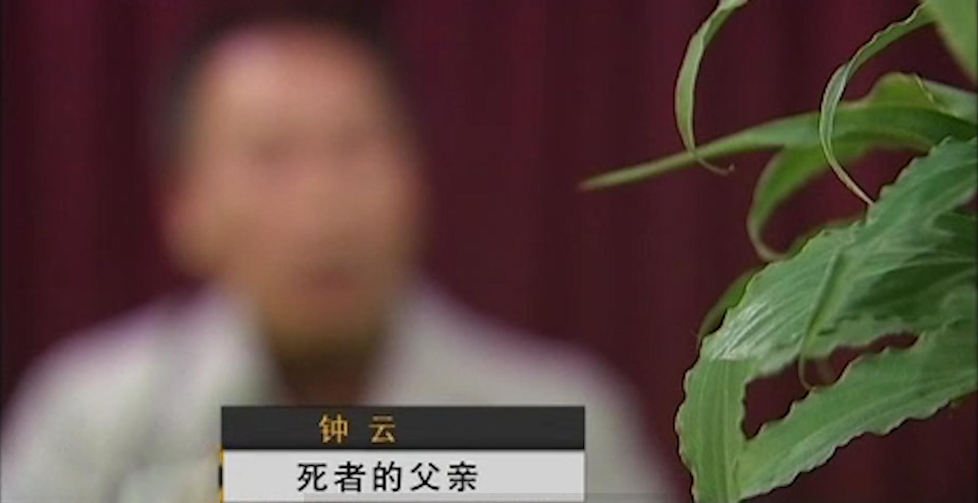 孩子被爸爸抽耳光差点掐死,叛逆女儿扇父亲耳光被母亲掐死