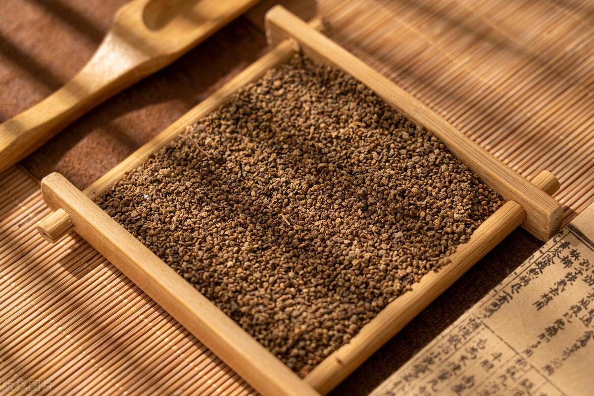 阴囊潮湿，宗筋无力，我另辟蹊径，以清代补，力拨千斤