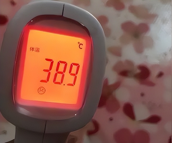 艾滋病有“后悔药”吗？医生：高危*行为性**后，这样做或许能够保命