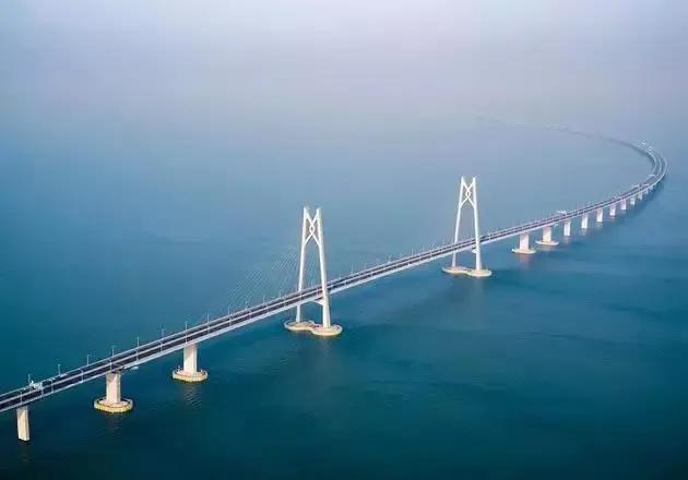 庆祝*产党共**101周年文案，22年振奋人心的建*党**节祝福语说说，霸气