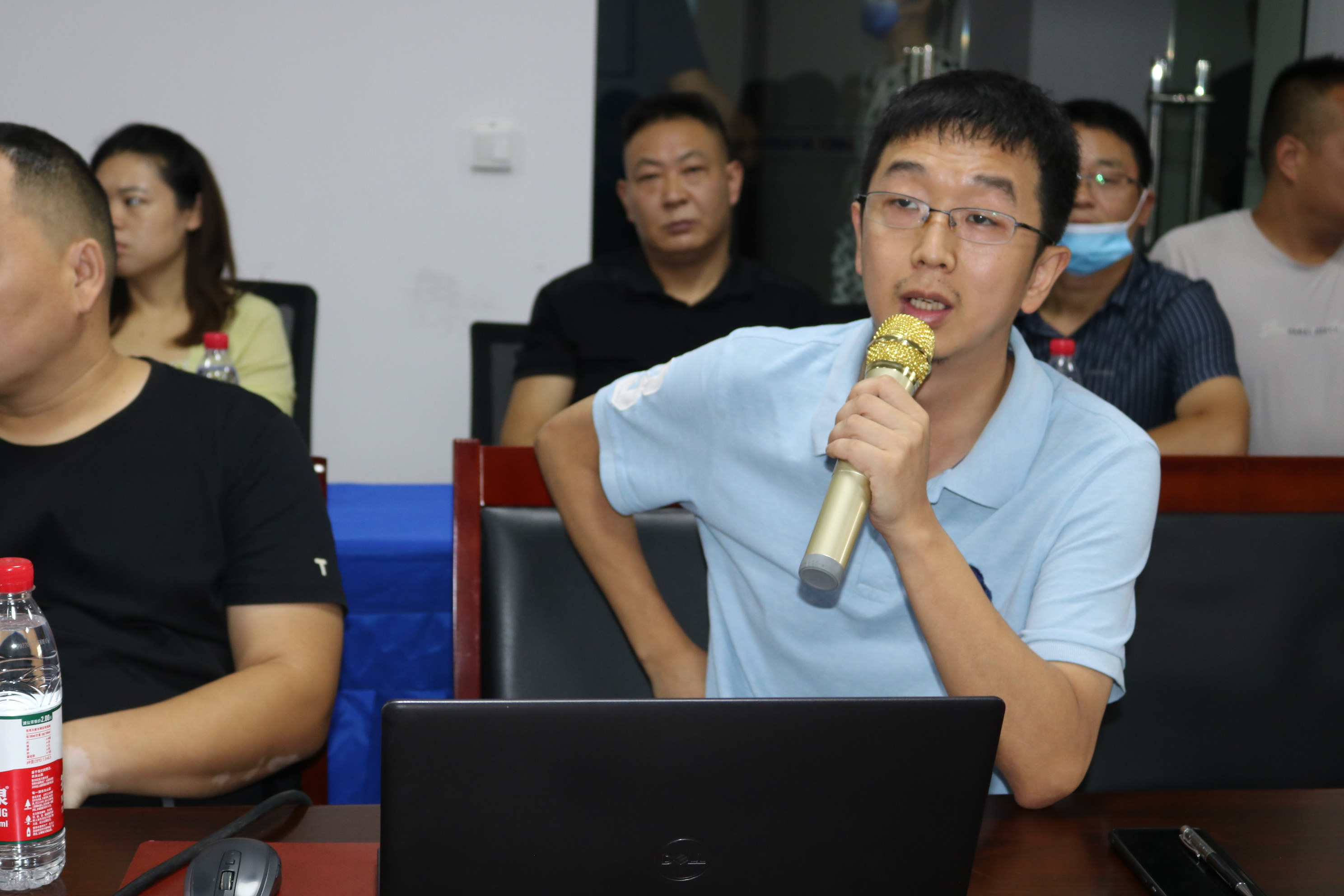 湖北协会会议现场,湖北家具协会家居修护分会