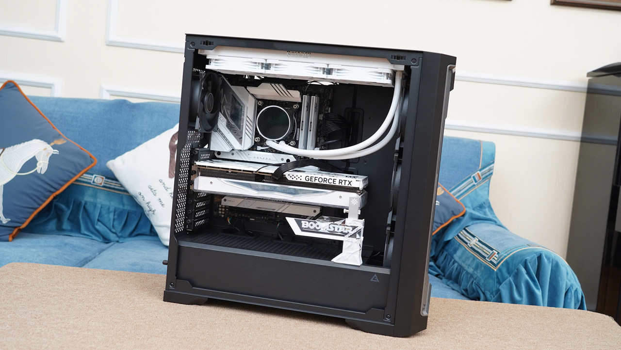 安钛克机箱performance,安钛克performance1水冷装在哪