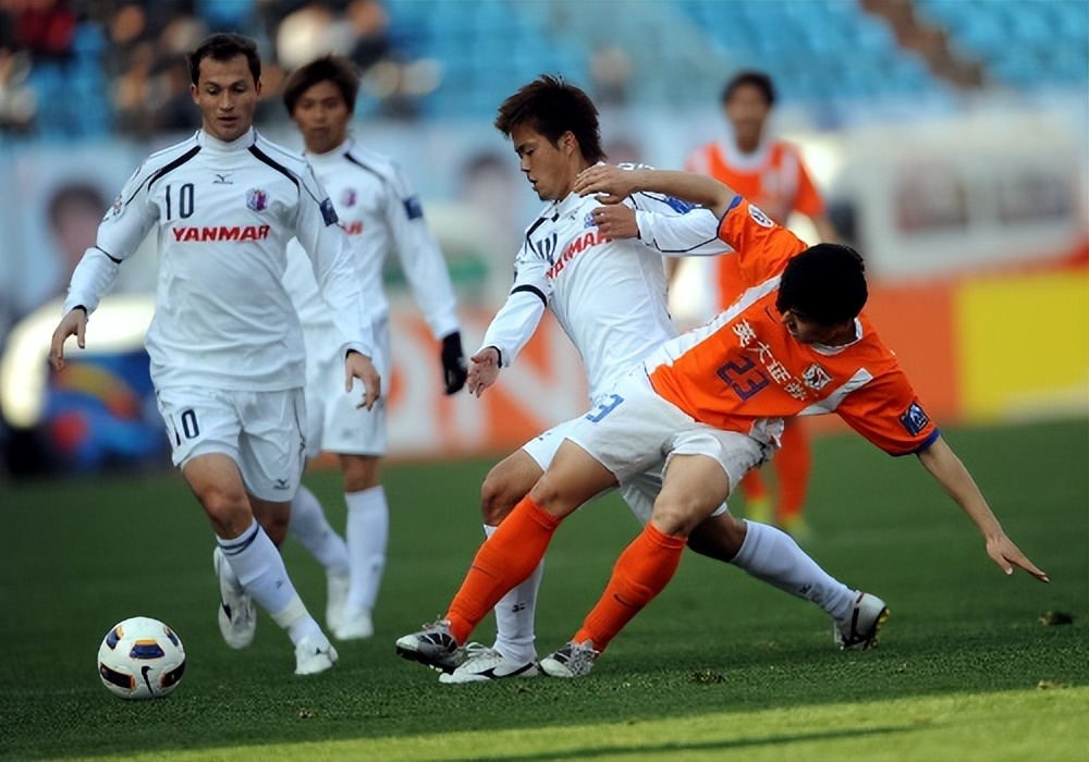 今日足球早场竞彩赛事,足球预测分析今日早场横滨